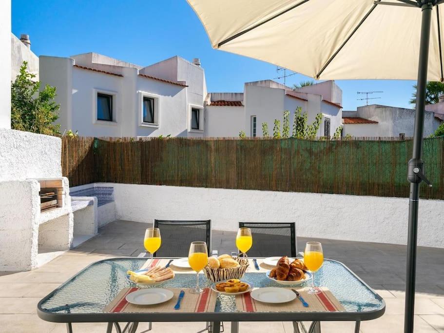 Vilamoura Family House Buitenkant foto